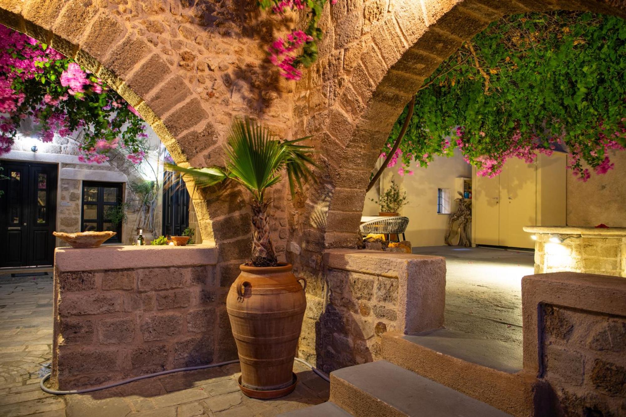 Apartamento The Old Town House Rhodes City Exterior foto